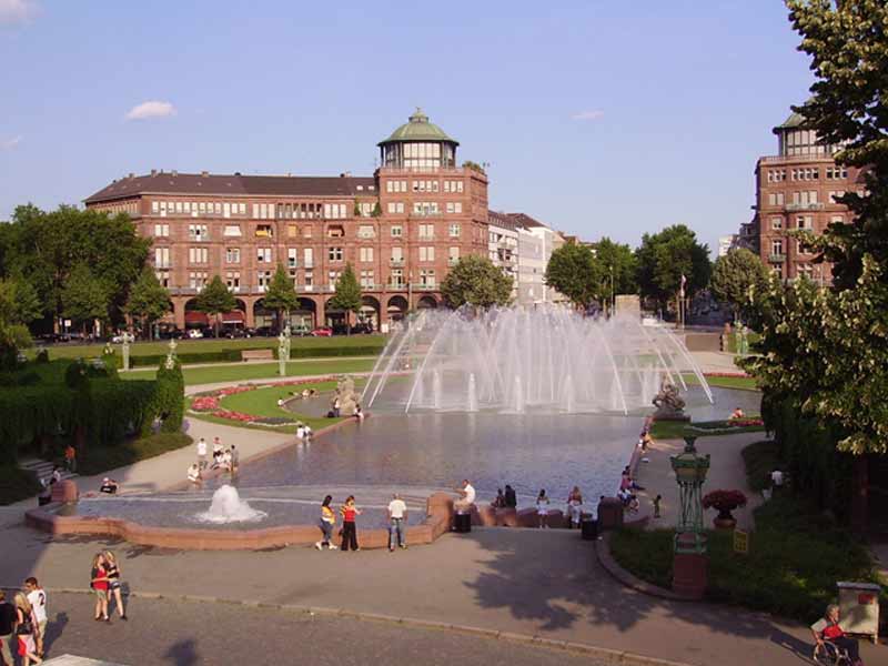 Teamoutfits-Textildruck-Mannheim-Wasserturm