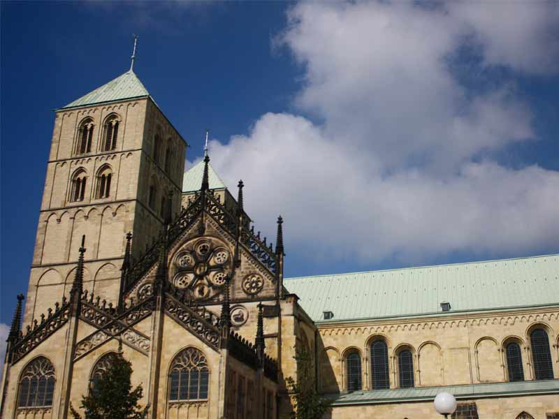 Teamoutfits-Textildruck-Muenster-Dom