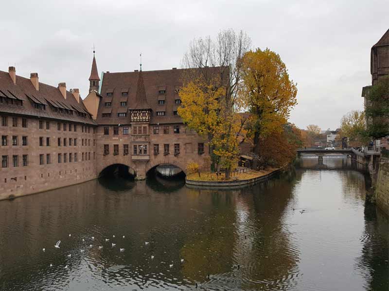 Teamoutfits-Textildruck-Nuernberg-Heiliggeistspital